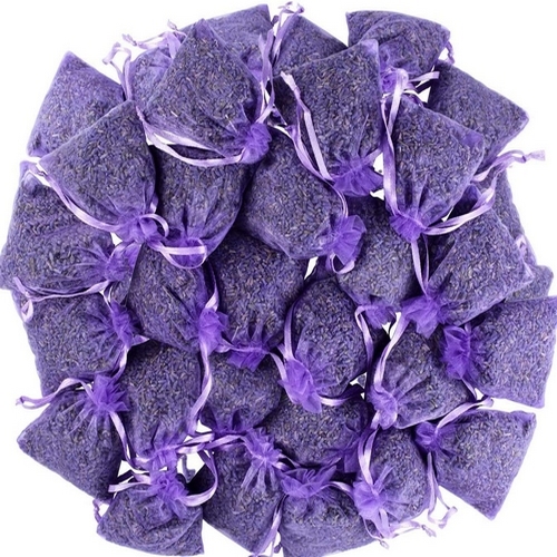 sachets organza remplis de fleurs de lavande